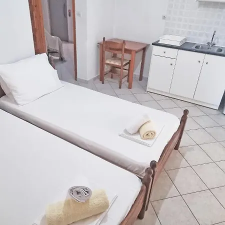 Alma Loutra Edipsou (Evia)