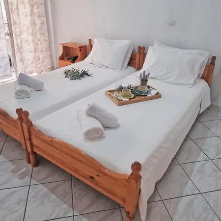 Alma Loutra Edipsou (Evia)